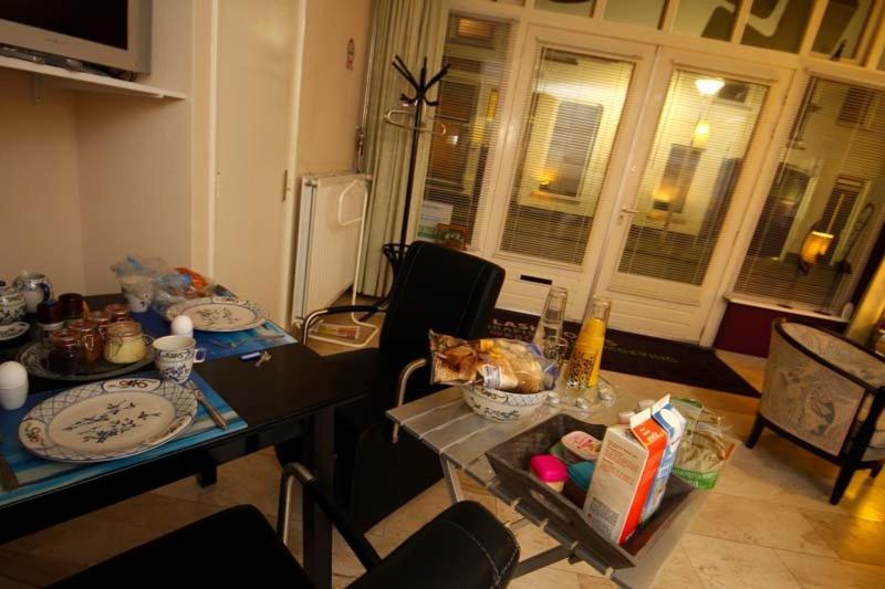 De Zilveren Karper IJsselmuiden エクステリア 写真